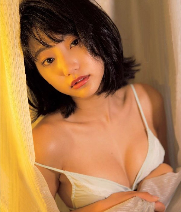 モデルも女優もする美少女、武田玲奈 (4)