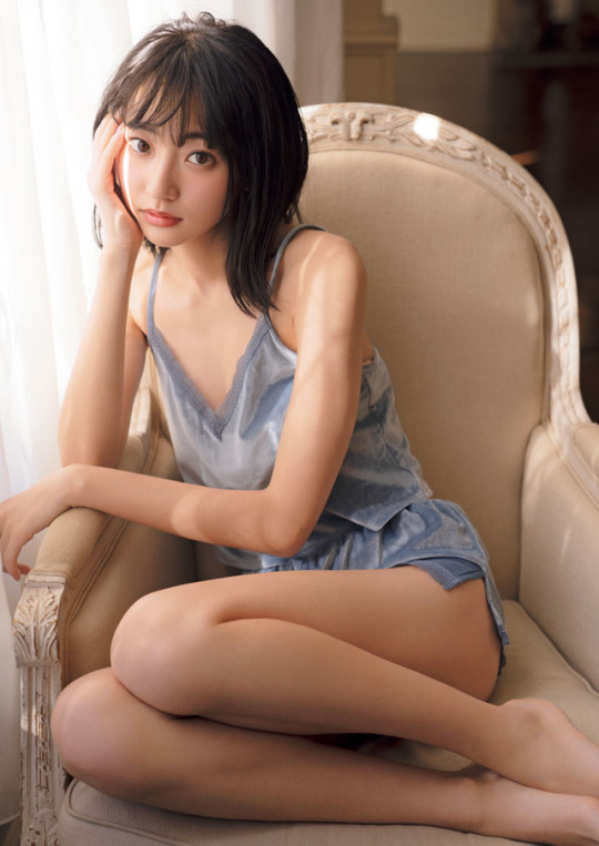華奢なボディで猫っぽい顔の可愛い女優、武田玲奈 (11)