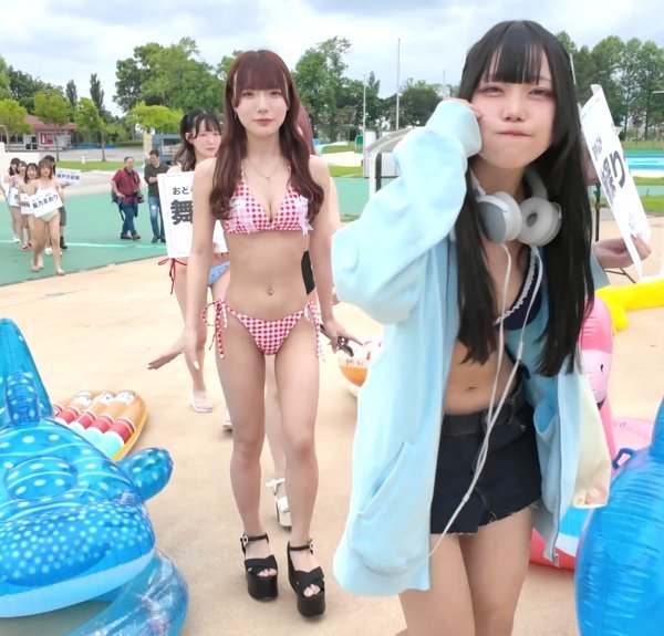 大量おっぱい