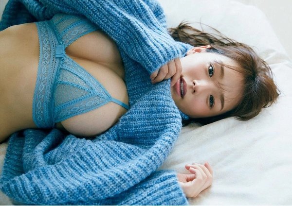 篠崎愛