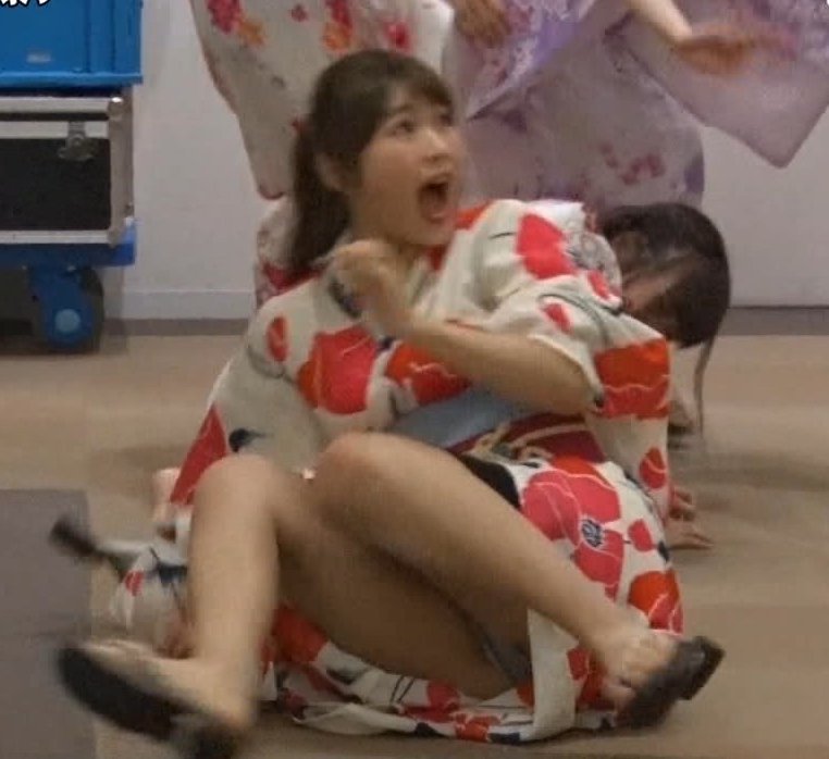 芸能人パンチラ