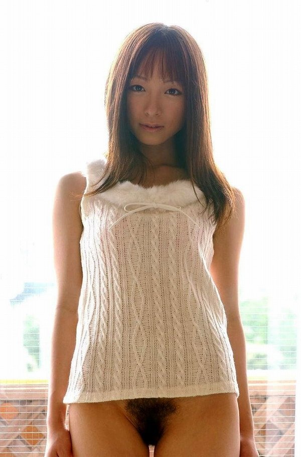 ボトムレスな下半身ヌード (13)