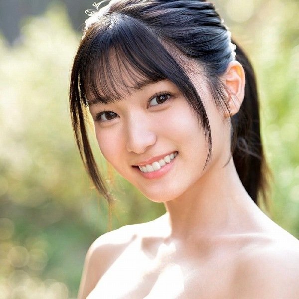 【初美なのか】透明感あふれる爽やか美少女の初体験セックス