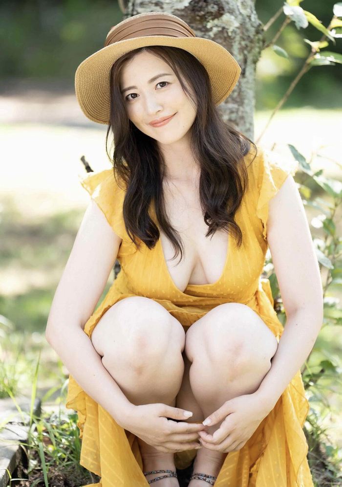 気品ある人妻の下品なSEX、木下凛々子 (2)