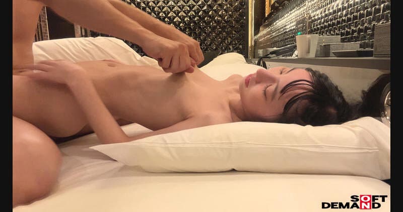 エロカワ喪女の変態SEX、鳥羽いく (18)