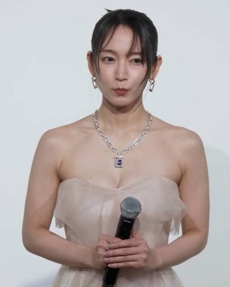 吉岡里帆