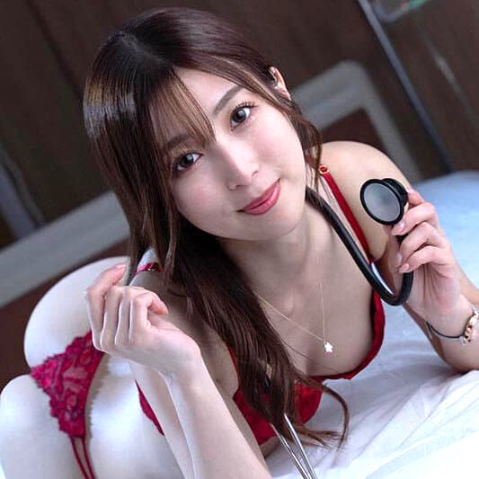 スレンダー美熟女の濃厚なSEX、今井栞菜 (1)