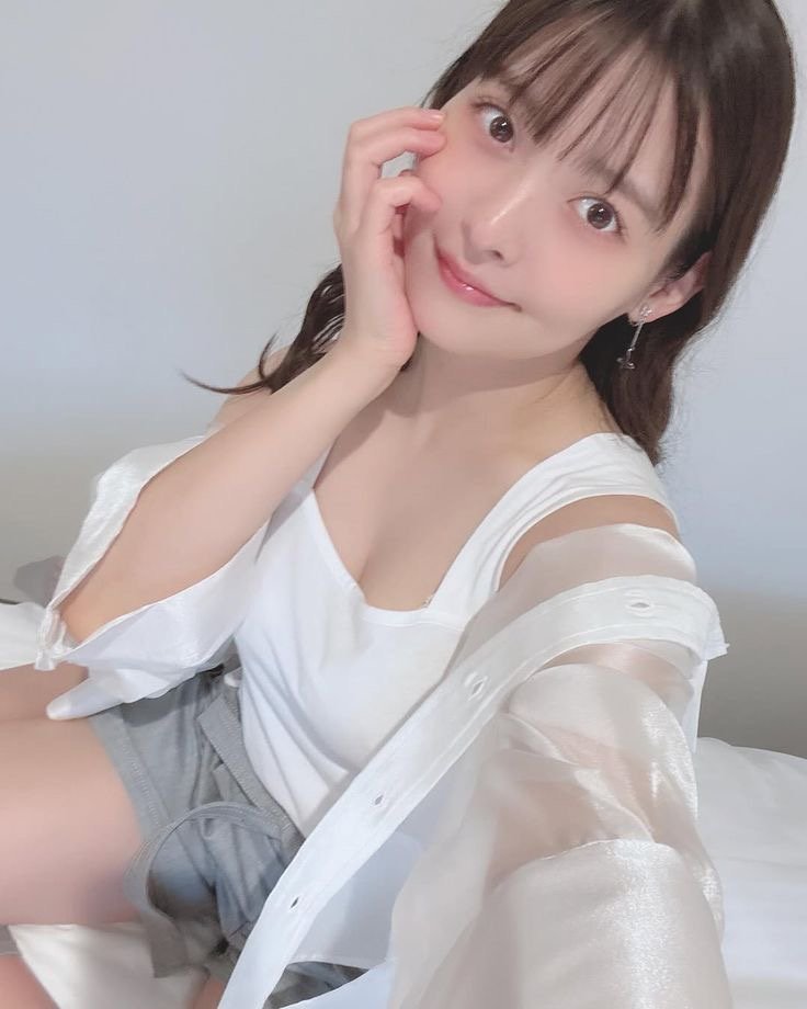 上坂すみれ